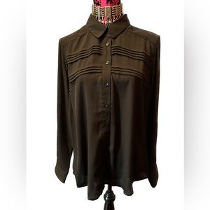 Nanette by Nanette Lapore black button down blouse size Large